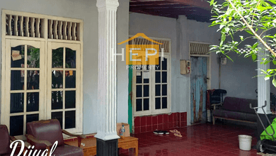 Rumah Modern Luas 255 Jual di Puspowarno, Semarang
