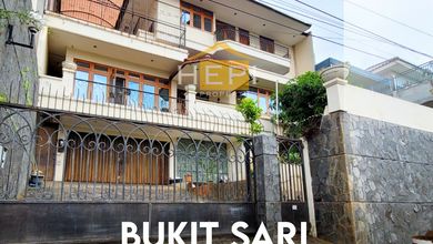Dijual rumah Premium di Bukit Sari, Semarang - LT 565m²