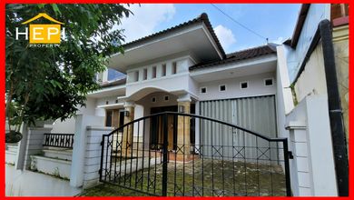 Jual Rumah Eksklusif LT 180 m2 Kawasan Banyumanik, Semarang