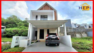 Jual Rumah Megah LT 126 m2 Area Banyumanik, Semarang