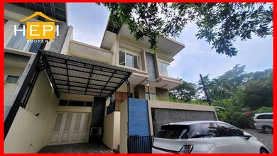 Dijual rumah Mewah di Candi Golf, Semarang - LT 294m²