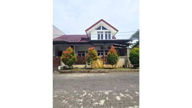 Hunian Mewah di Kawasan Puri Anjasmoro, Semarang, LB 360m², Harga 2,7 Miliar