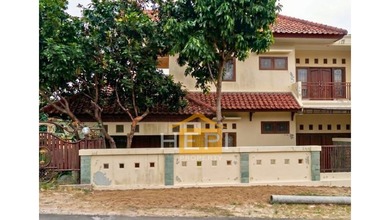 Kesempatan Rumah di Semarang Barat, Semarang, LB 238m², Harga 2,3 Miliar