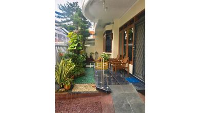 Rumah Area Luxury pekunden, Semarang - Harga Menarik 3,45 Miliar