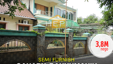 Rumah Mewah LT 500 m2, di Banyumanik, Semarang