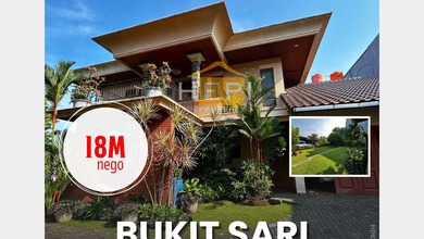 Rumah Mewah di Bukit Sari, Semarang, 4 Kamar Tidur, LT 1043m²