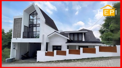 Rumah Dijual di Manyaran, Semarang, LB 215m², Harga Terbaik!