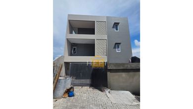 Penawaran Langka, rumah Prestisius di Manyaran, Semarang, LB 760m²