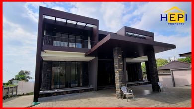 Rumah Mewah di Kawasan Candisari, Semarang, LB 1100m², Harga 27,5 Miliar