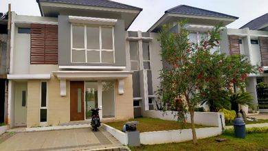 Jual Rumah Mewah Luas 180 m2 di BSB City, Semarang