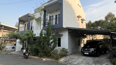 Properti Siap Pakai di Kawasan Banyumanik, Semarang, LT 132m²