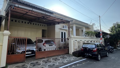 Rumah Siap Pakai di Area Manyaran, Semarang, LT 288m²