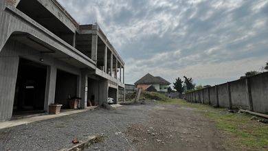 Jual Rumah Bagus Luas 1612 m2 di Candisari, Semarang