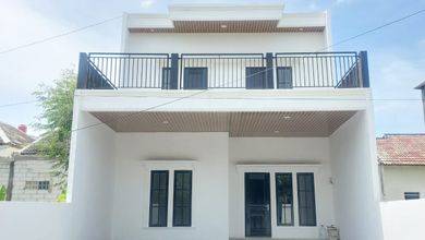 Rumah Modern Luas 150 Jual di Semarang Selatan, Semarang