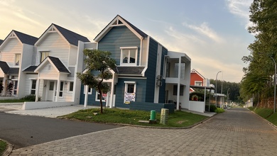 Dijual Rumah Strategis di BSB City, Semarang - LT 210m²